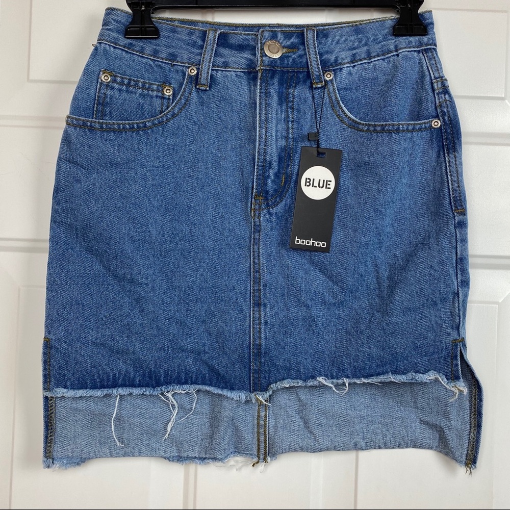 BOOHOO Annabell Ripped Hem Denim Skirt size 2 NWT - Picture 3 of 7